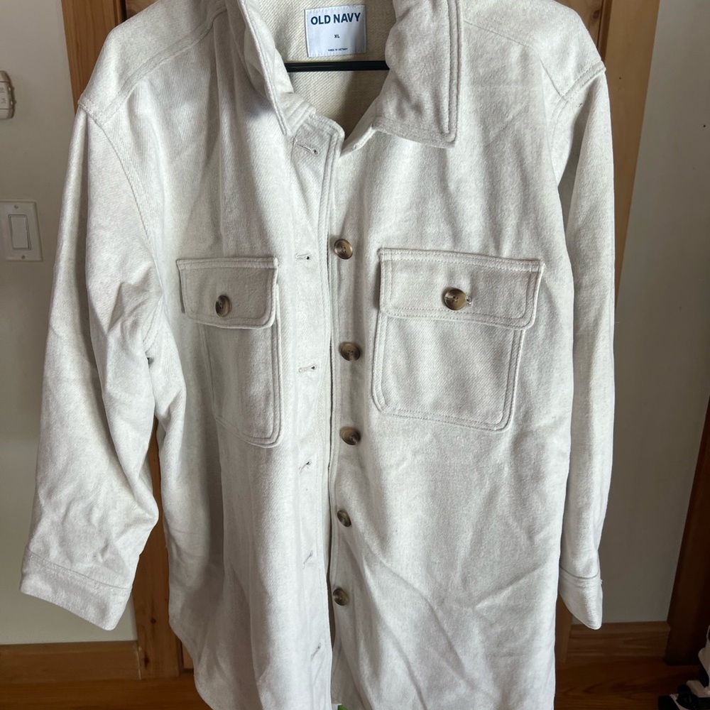 Old Navy Cream Button-Up Shirt Jacket